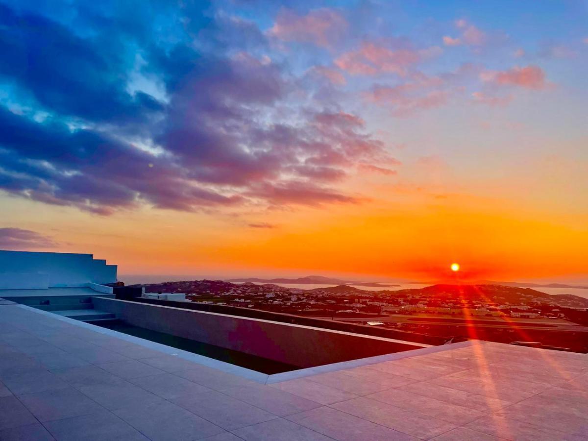 Sunset Hill Suites Mykonos Town Esterno foto