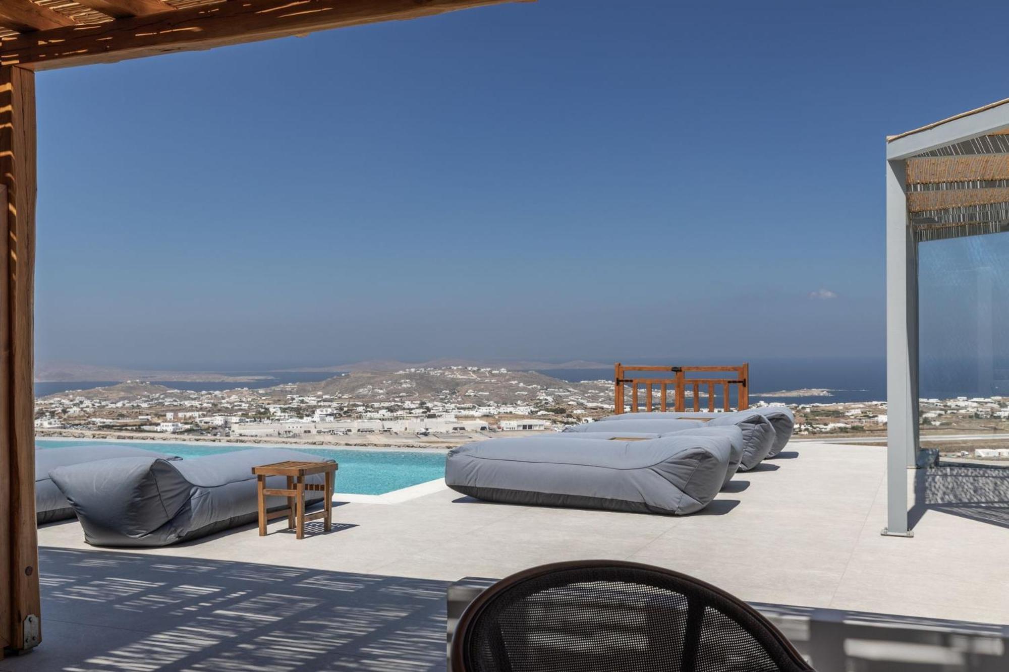 Sunset Hill Suites Mykonos Town Esterno foto