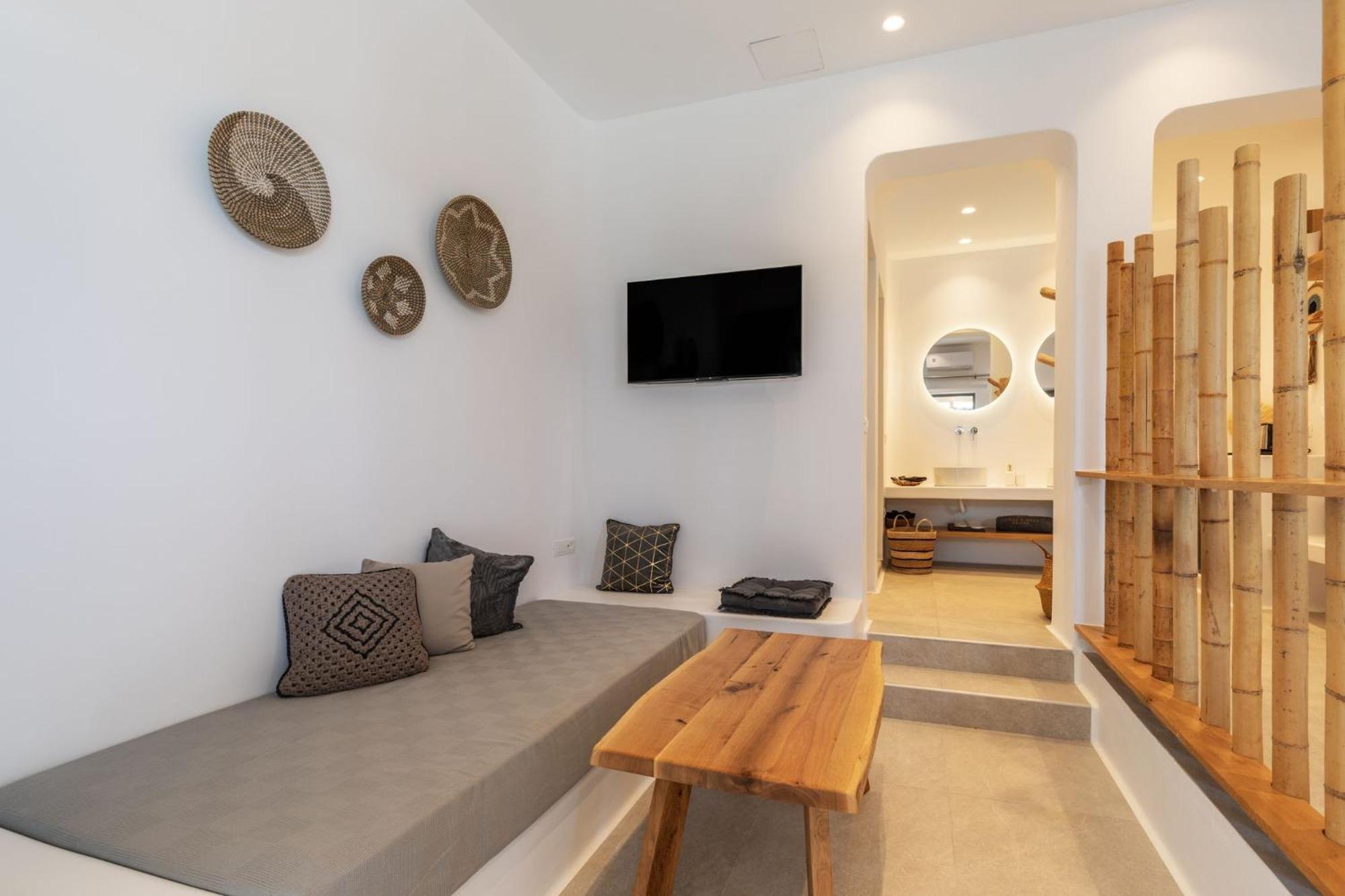 Sunset Hill Suites Mykonos Town Esterno foto